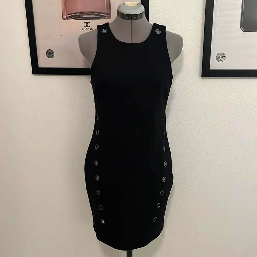 Romeo and Juliet Grommet Black fitted Dress - Picture 1 of 9